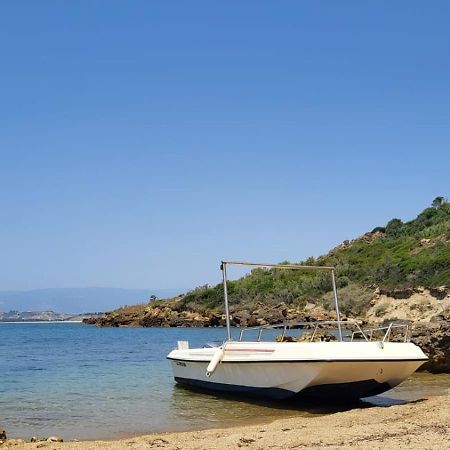 فندق Camping Dell'Uva لا كاستيلا المظهر الخارجي الصورة
